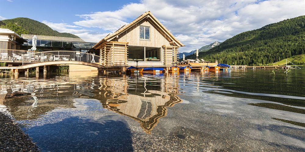 Strandhotel Am 魏森湖 外观 照片