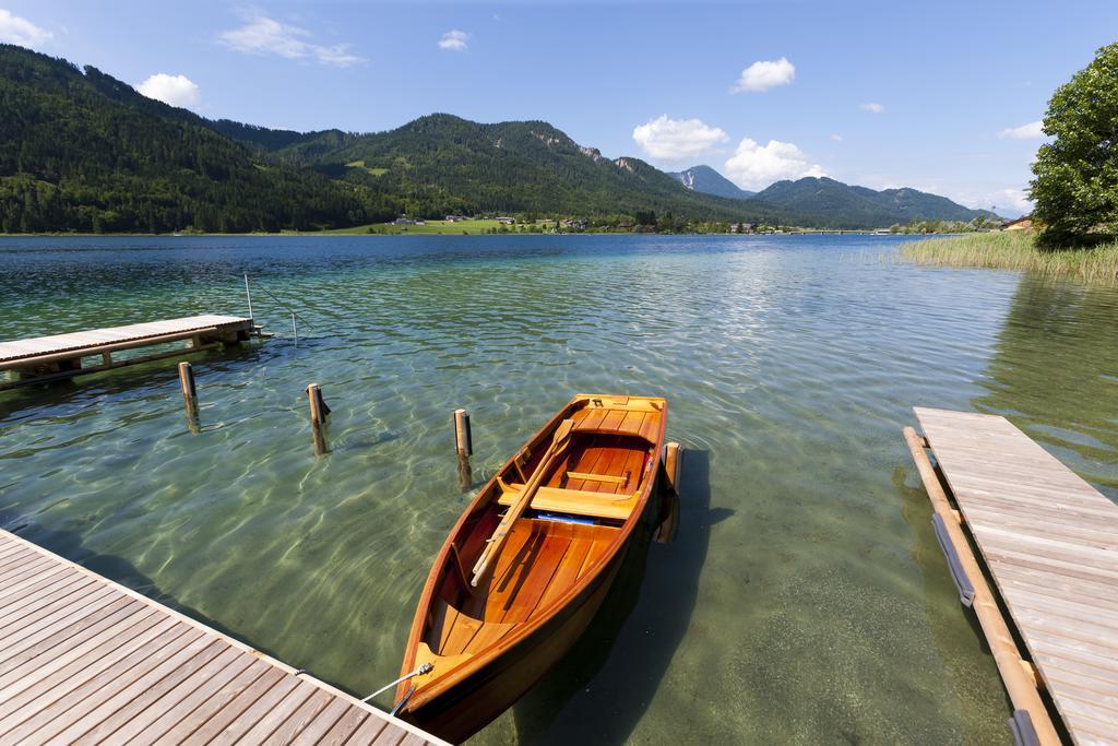 Strandhotel Am 魏森湖 外观 照片